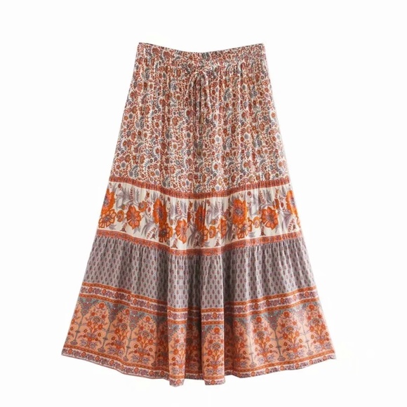Boho Chic Gypsy Floral Print Maxi Skirt - Picture 4 of 4